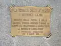 Доска в память о павших за освобождение Италии.