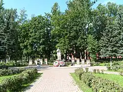 Монумент скорбящей матери в Саввино