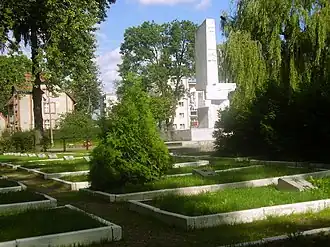 Мемориал советских воинов в Моронге