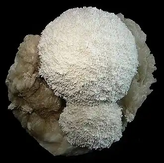 Морденит на стильбите