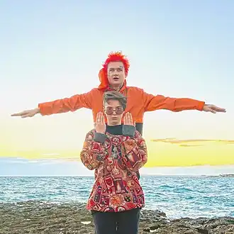 Обложка сингла Моргенштерна при участии Palc «Turn It On!» (2019)