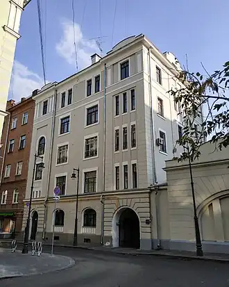 Жилой дом преподавателей училища