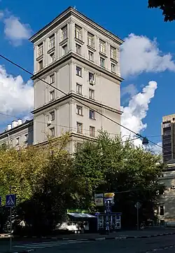 ул. Спиридоновка, д. 22/2