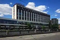 Бывший главный производственный корпус завода, ныне офиы Artplay