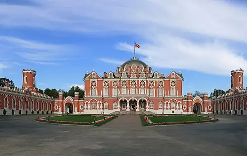 Территория дворца, 2009 год