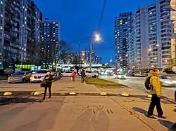 Вид на эстакаду станции метро