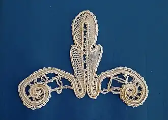 Арабский кружевной узор.