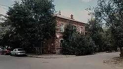 Дом № 19/67 на углу улиц М. Джалиля и Зои Космодемьянской