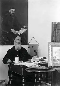 Николай Мурашко в кабинете. Фотография конца XIX в.