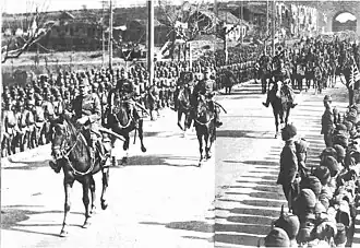 Японский генерал Мацуи Иванэ въезжает в Нанкин13 декабря 1937