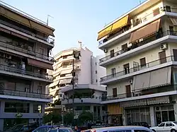 Типичные жилые дома в Неос-Козмос