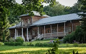 Усадебный дом с мезонином