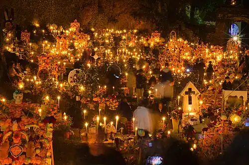 Алтарь ночью