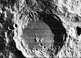 Снимок зонда Lunar Orbiter - IV.