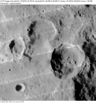 Снимок зонда Lunar Orbiter - IV. Кратер Траллес правее центра снимка, выше центра – кратер Дебес.