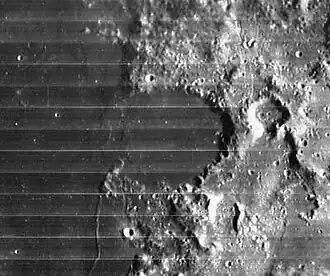 Снимок зонда Lunar Orbiter - IV.