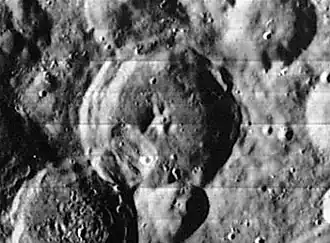Снимок зонда Lunar Orbiter - IV.