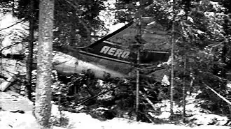 Обломки самолёта