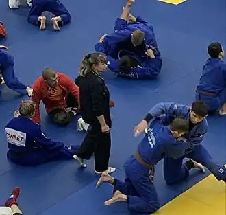 Ольга среди своих учеников в СК "Родина"