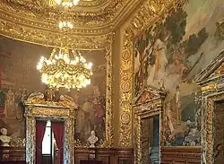 Большое фойе