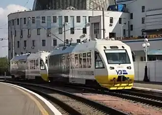 Дизель-поезд из двух рельсовых автобусов 620M «Kyiv Boryspil Express»