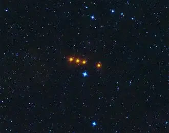 4 снимка Ефросины, сделанные 17 мая 2010 года инфракрасным телескопом WISE