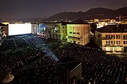 Площадь Пьяцца-Гранде во время фестиваля