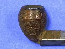 Бульдог — чаша с чёткой границей перехода от расширения к сужению (ромбовидная)