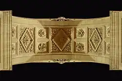 Декор свода арки