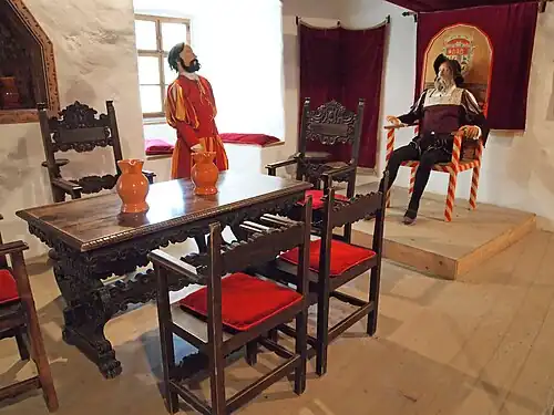 Эразм Ямский на троне (муляж в Предъямском замке)