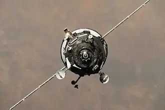 ТГК «Прогресс М-06М» приближается к станции