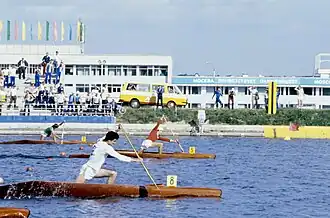 XXII летние Олимпийские игры. Гребной канал в Крылатском. На финише заезда на каноэ-одиночке Сергей Пострехин (№ 5), завоевавший золотую медаль