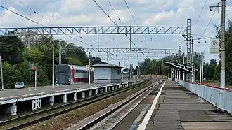 Вид на платформу в сторону Москвы (2021)