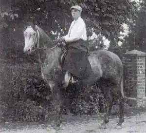 Хайди Кесвурм в песне «Raubautz»