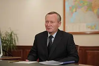 Равиль Фаритович Гениатулин на встрече с Председателем Правительства Российской Федерации В. Путиным. 8 августа 2011 года.