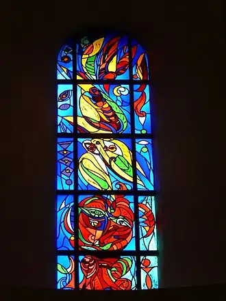 Витраж работы К.-Х. Педерсенав апсиде Собора старейшего города Дании — Рибе