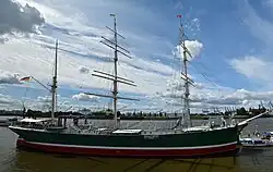 Крупным планом