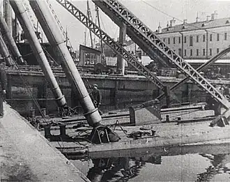 На Государственном портовом заводе в 1935 году