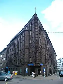 Жилой дом. Пярнуское шоссе 36 / ул. Роозикрантси 23 (1937)