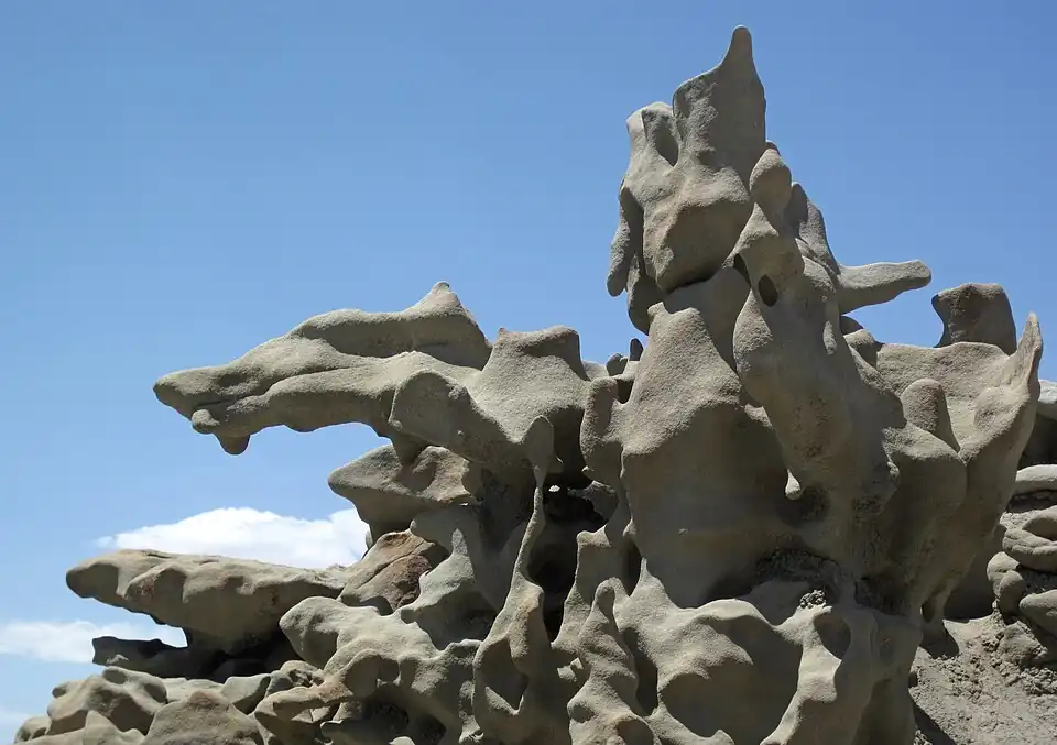 Скальные фигуры