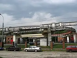 Стрелка между разворотным кругом и съездом в депо