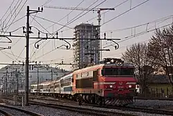 Пассажирский поезд с электровозом SŽ 363