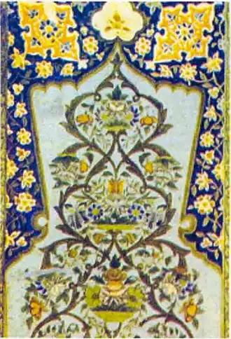 Украшение стены дома Сафи-бека