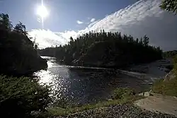 Верховье реки у места Сквер-Форкс (англ. Square Forks)