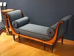 Кушетка Рекамье в гостиной мадам Рекамье. Братья Джейкоб, около 1798 года. Лувр