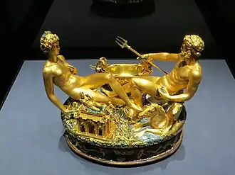 Солонка Франциска I. 1540—1543. Золото, эмаль, эбеновое дерево, слоновая кость. Музей истории искусств, Вена