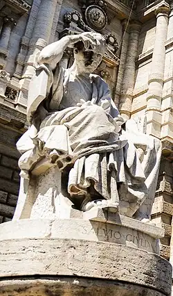 Публий Сальвий Юлиан  Статуя во Дворце правосудия в Риме