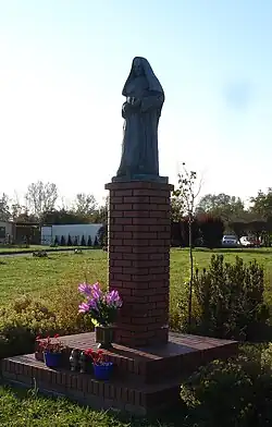 Памятник Марии Сантии Шимковяк в Павловичах