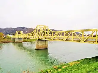 Коралловый мост через реку Китаками