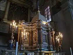 Главный алтарь
